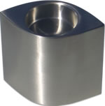 Curved metal candle holder 